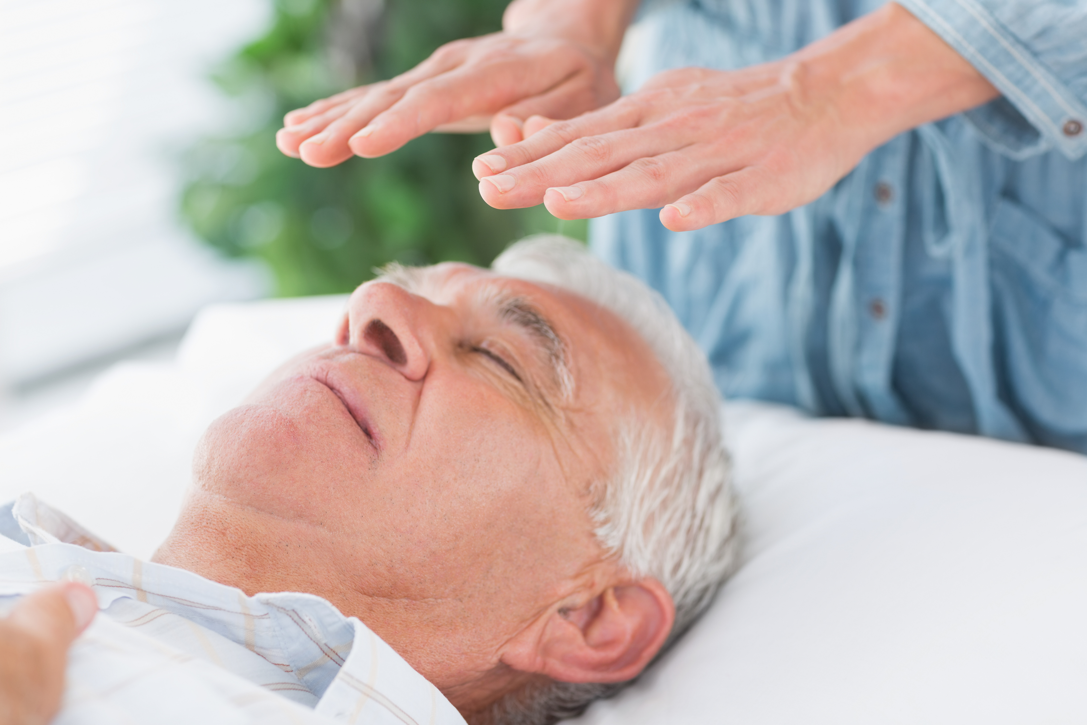 Supporting Cancer Care with Reiki 